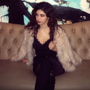 Meet your Posher, Rocio